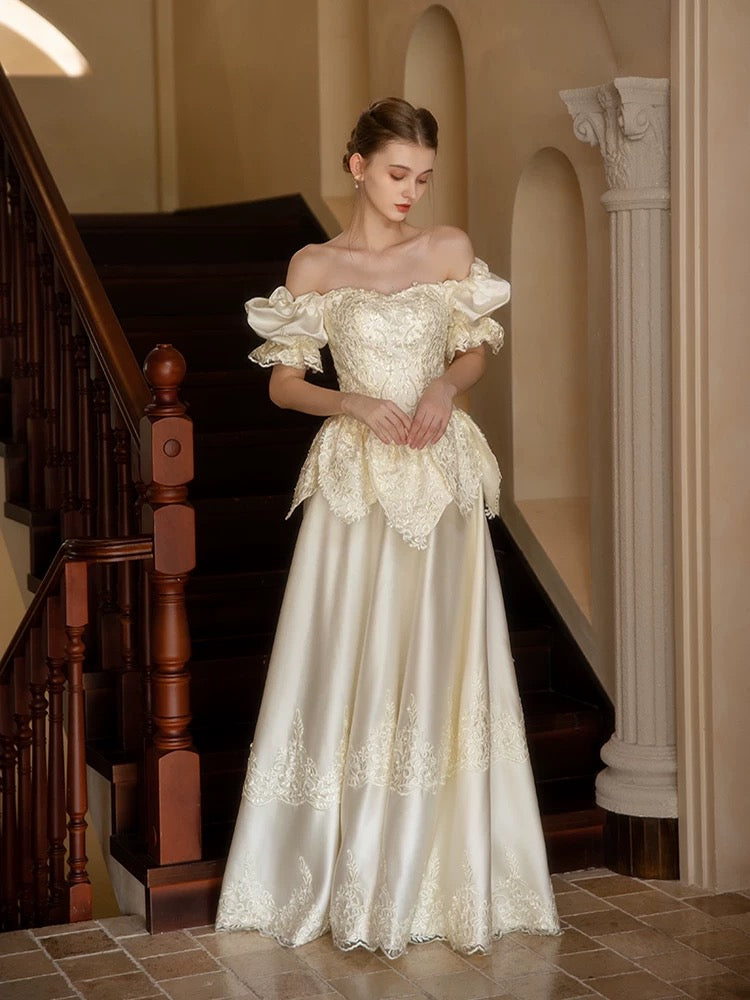 Vintage Wedding Dresses A line Off The Shoulder Satin Short Sleeves Summer Garden Wedding Dress N4163