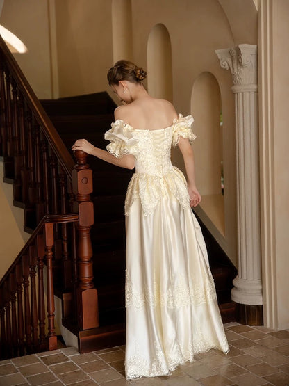 Vintage Wedding Dresses A line Off The Shoulder Satin Short Sleeves Summer Garden Wedding Dress N4163