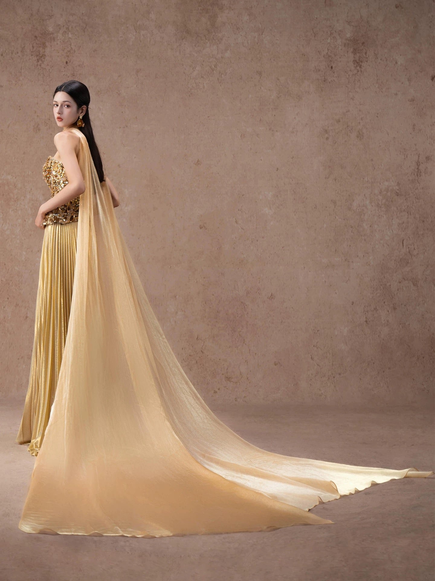 Glittery A line Strapless Gold Sleeveless Sequin Evening Long Formal Party Outfits RB3744