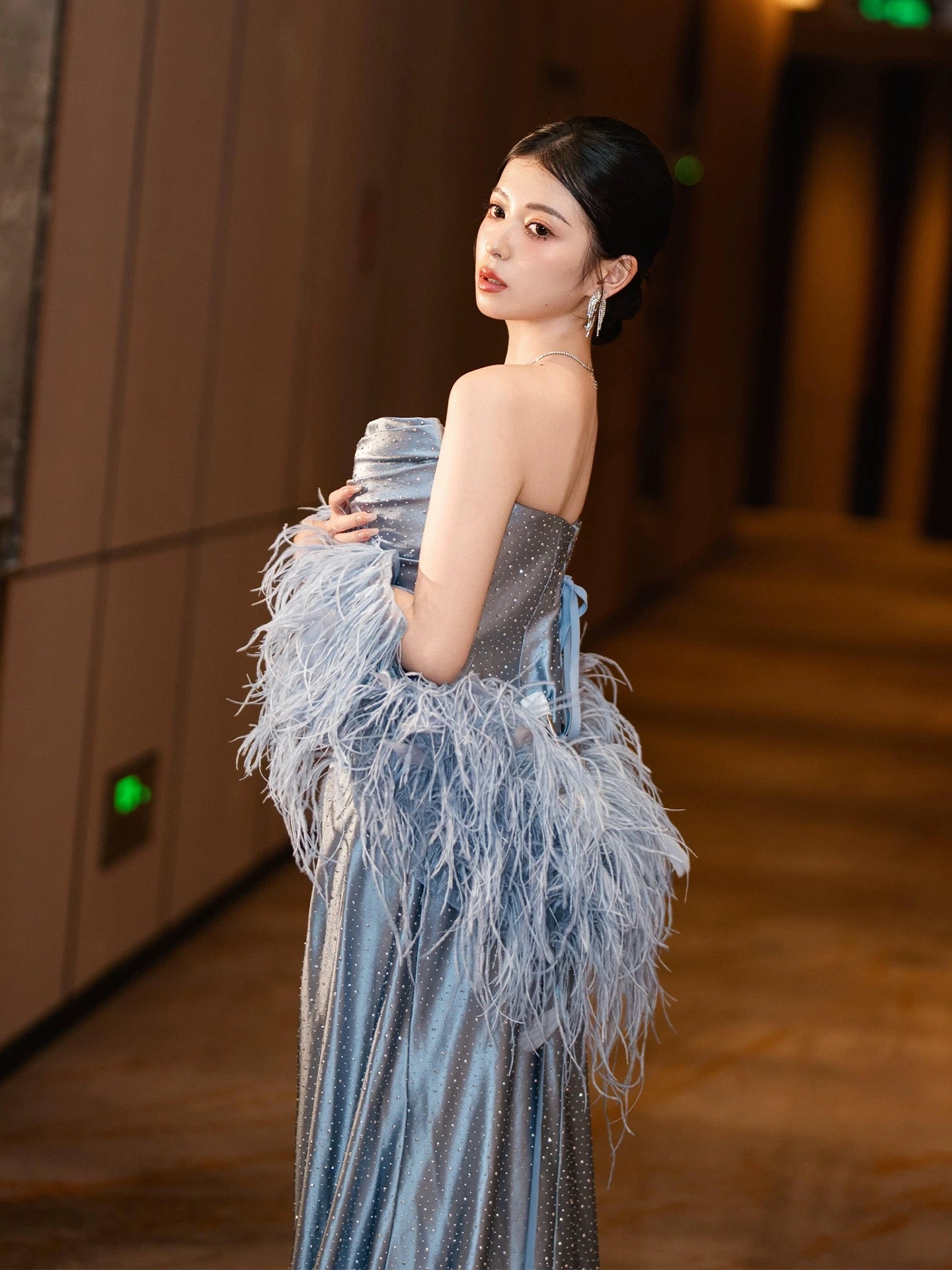 Modest Mermaid Strapless Dusty Blue Satin With Beads Date Night Evening Outfit Formal Prom Dresses RB5351
