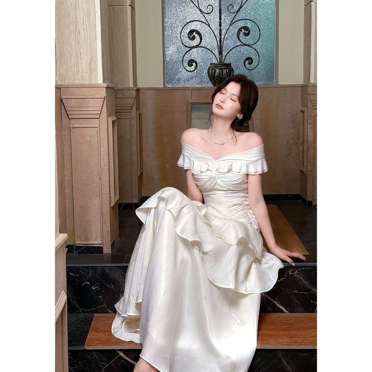 Classy Mermaid Off The Shoulder White With Short Sleeves Long Party Gowns Prom Dresses N2046