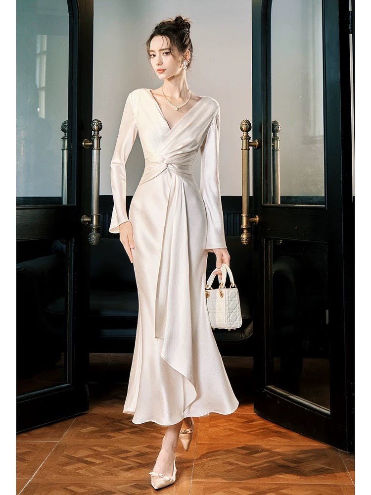 Simple Mermaid V Neck White Inspiration Long Sleeves Wedding Party Guest Dresses N2073