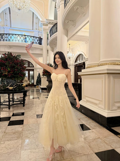 Modest French Style A Line Spaghetti Straps Tulle Lace Fashion Women Long Formal Outfits Prom Dresses N2104