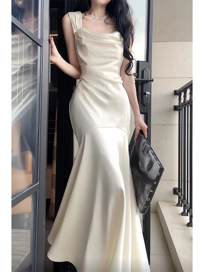 Cute Mermaid Square White Satin Long Sleeves Spring Summer Garden Inspiration Wedding Party Guest Dresses N2199