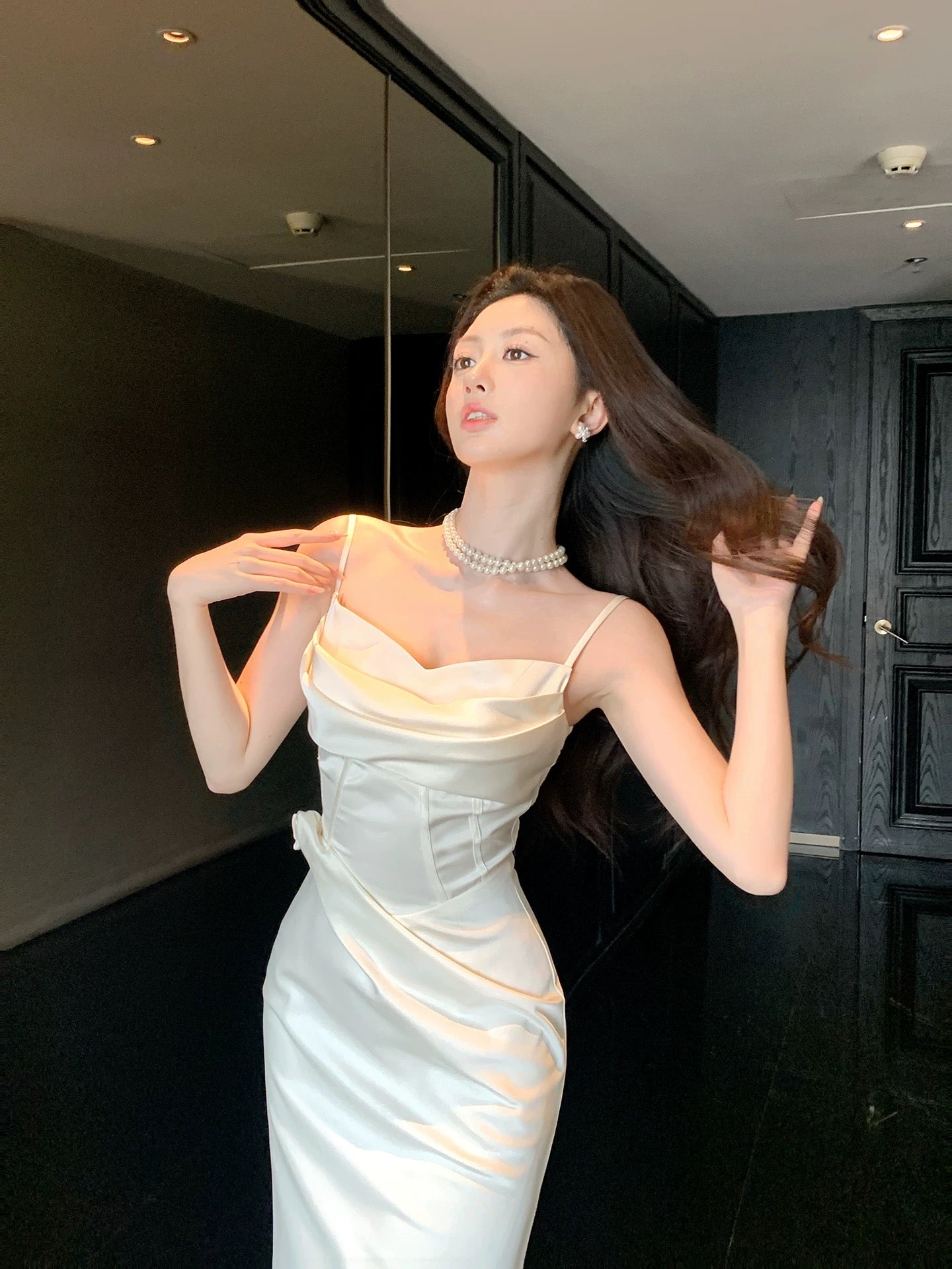 Cute Mermaid Spaghetti Straps Ivory Satin Long Beach Spring Summer Garden Inspiration Wedding Party Guest Dresses N2201