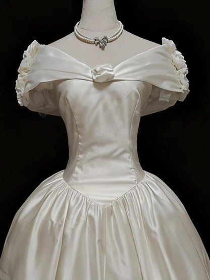 French Style Wedding Dresses Ball Gown Off The Shoulder Satin Long Summer Garden Wedding Dress N4139