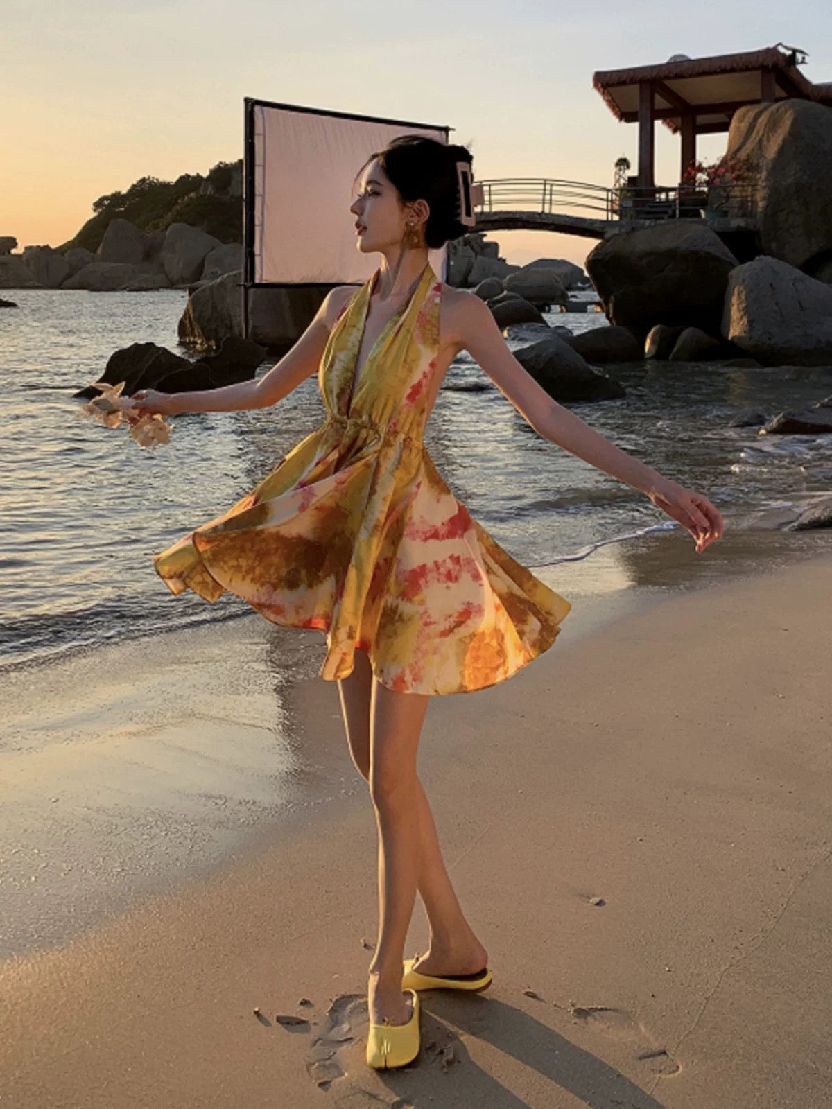 Modest A Line Halter Yellow Chiffon Ideas For Women Backless Short Birthday Dresses Beach Holiday Summer Outfits N3157