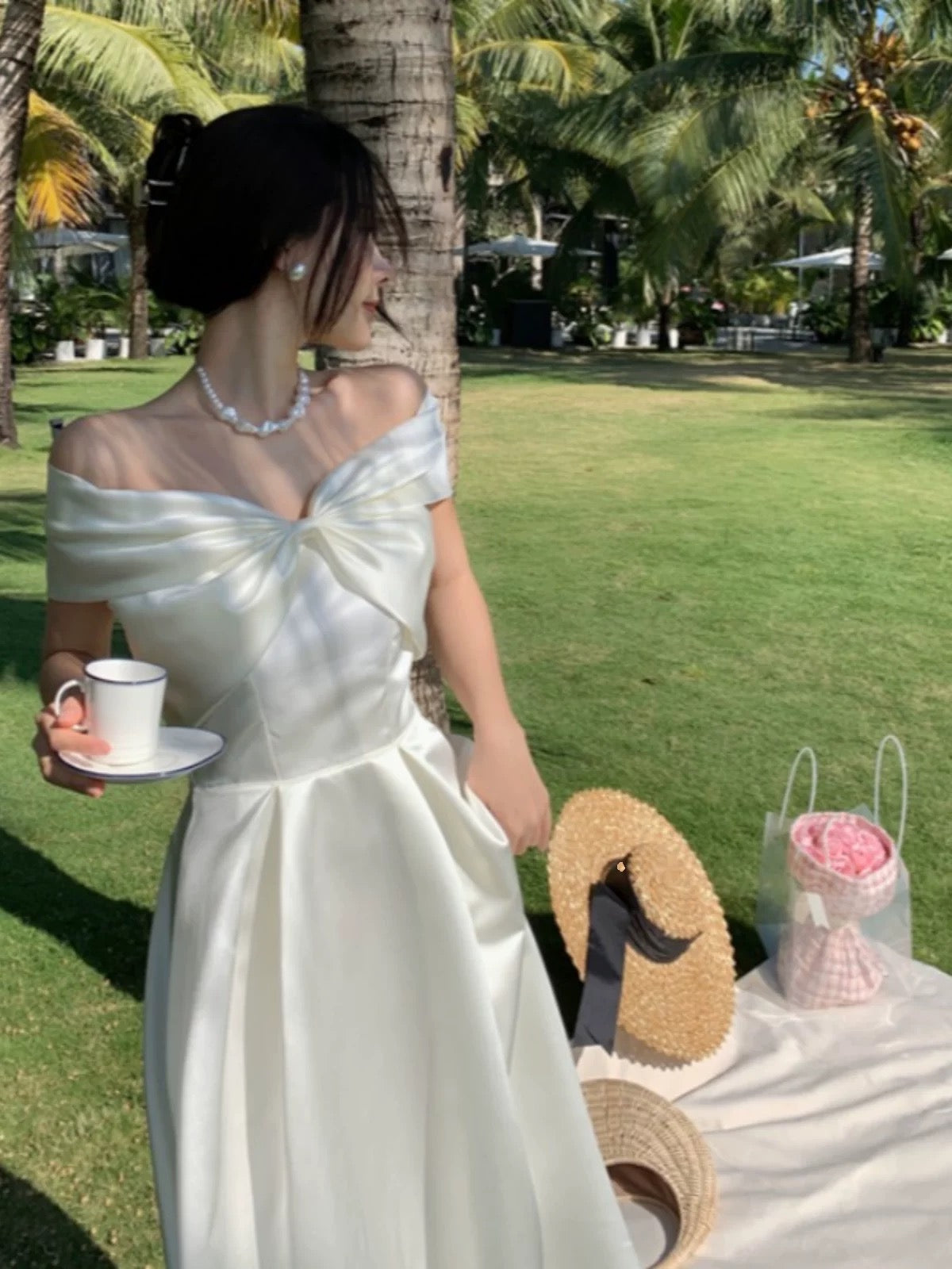 Mystical A Line Off The Shoulder White Satin Tea Length Date Night Outfits Formal Prom Gown 17th Birthday Dresses RB5681