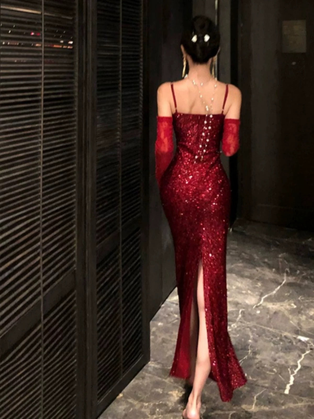 Sexy Mermaid Spaghetti Strap Red Sequin Date With Gloves Night Evening Outfit Formal Prom Dresses RB5368