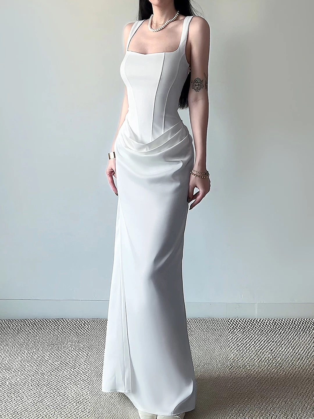 Stunning Mermaid Square Neck White Satin Date With Ruffled Night Birthday Outfit Formal Prom Dresses RB5608