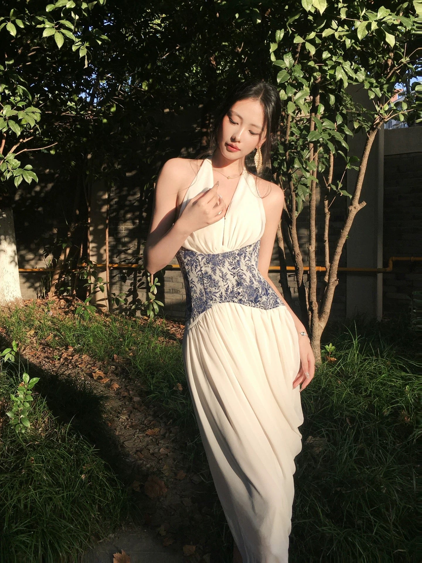 Sexy Sheath Halter White Chiffon Sleeveless Outdoor Semi Formal Summer Garden Beach Event Outfits Wedding Guest Dresses RB4965