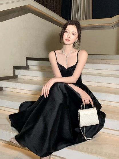 Elegant A line Spaghetti Strap Black Tie Dress Satin Full-hem Maxi Semi Formal Garden Date Night Outfit Wedding Guest Dresses RB5021