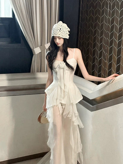 Elegant A line Spaghetti Strap White Chiffon Waist-cinching Full-hem Maxi Dress Semi Formal Garden Beach Event Outfits Wedding Guest Dresses RB4996