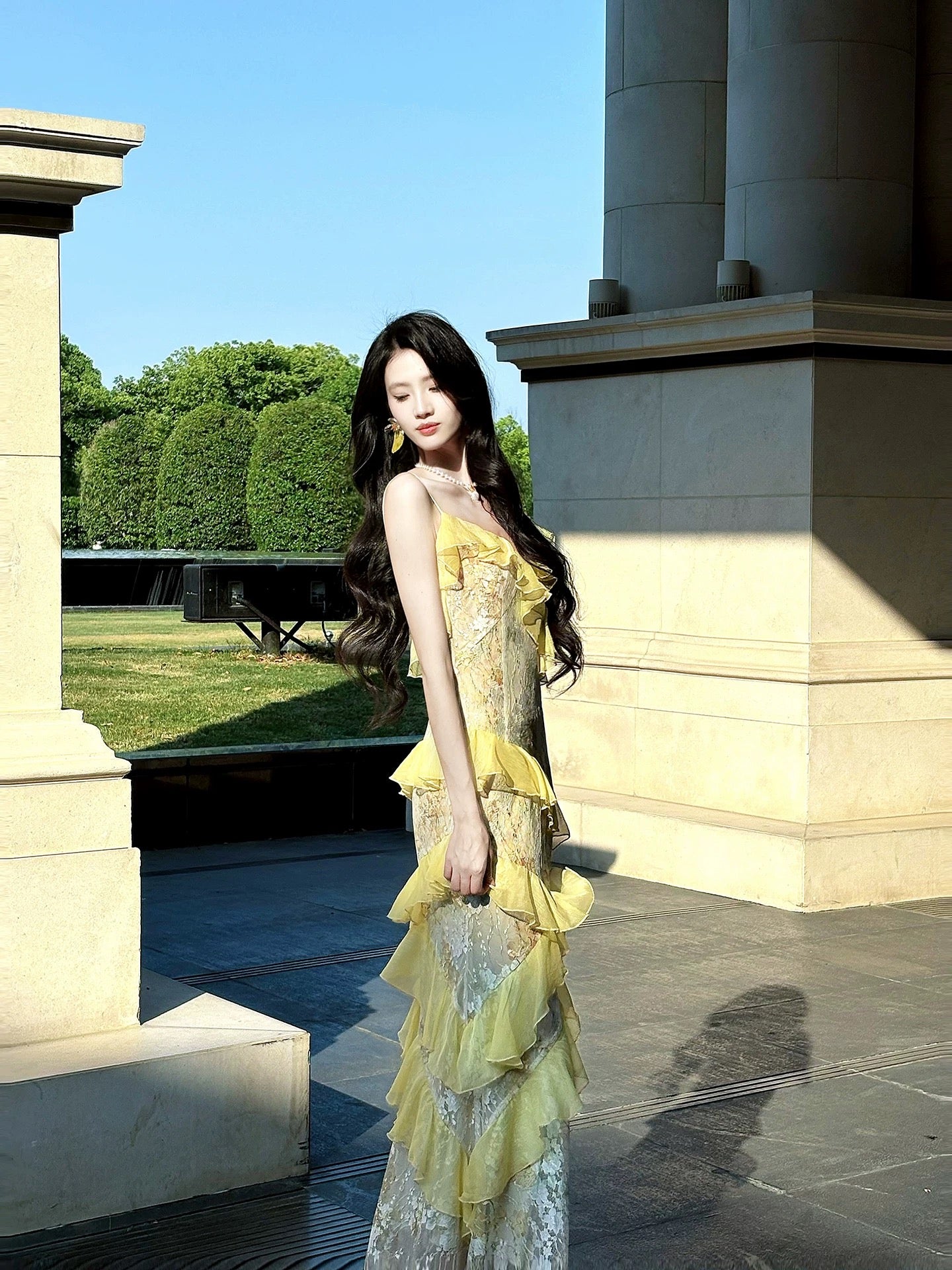 Timeless Mermaid Spaghetti Strap Yellow Lace With Ruffled Chiffon Outdoor Semi Formal Summer Garden Beach Event Outfits Wedding Guest Dresses RB5010