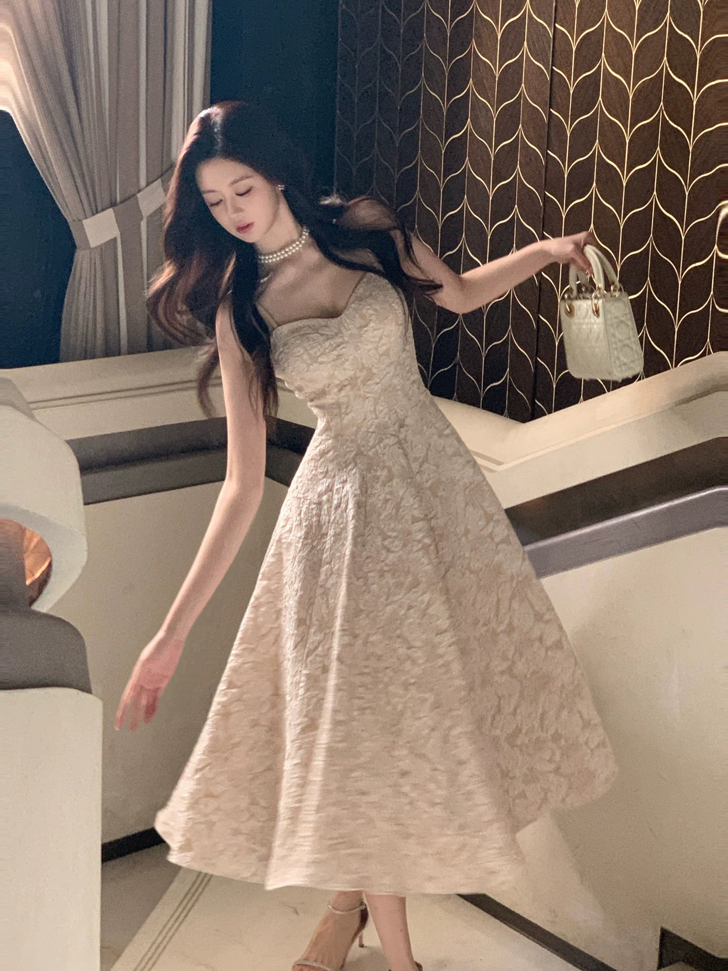 Elegant A Line Spaghetti Strap Champagne Lace Satin Full-hem Maxi Dress Semi Formal Garden Event Outfits Wedding Guest Dresses RB5012