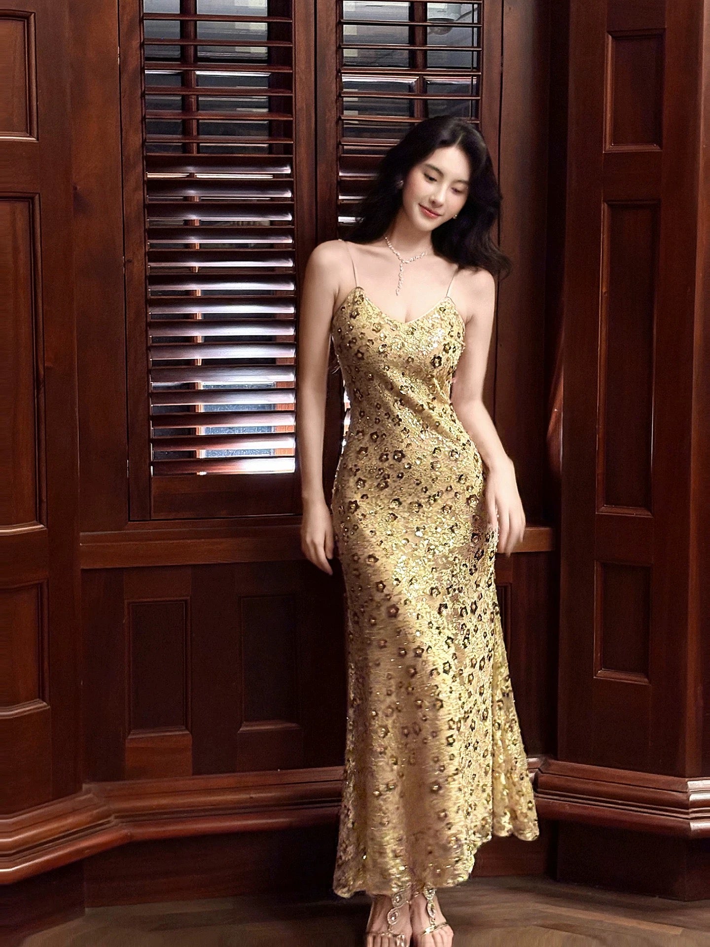 Sparkly Mermaid Spaghetti Strap Gold Sequin Full-hem Maxi Semi Formal Garden Date Night Outfit Wedding Guest Dresses RB5064