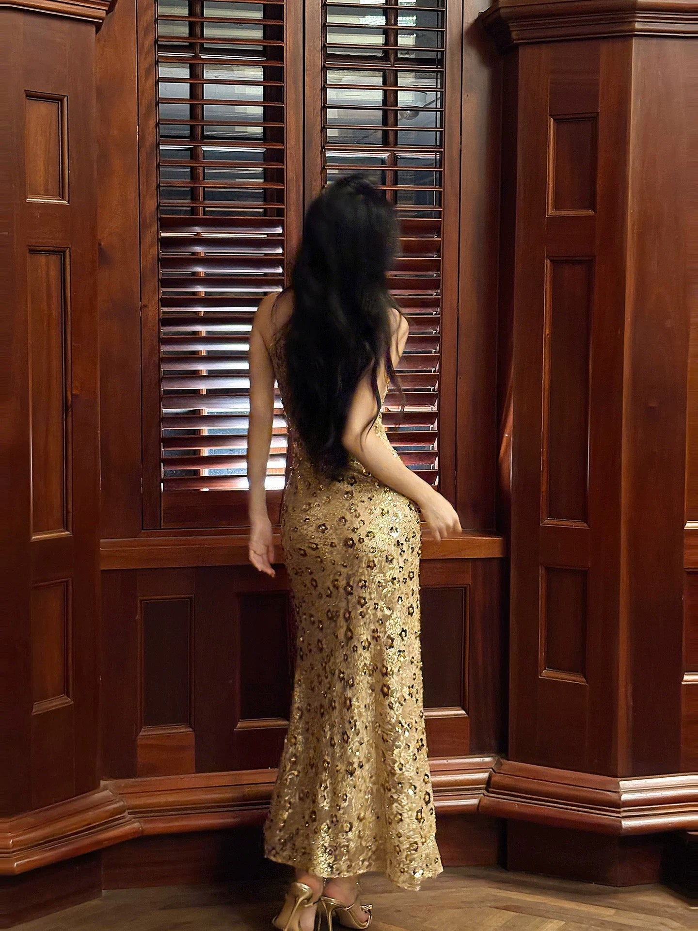 Sparkly Mermaid Spaghetti Strap Gold Sequin Full-hem Maxi Semi Formal Garden Date Night Outfit Wedding Guest Dresses RB5064