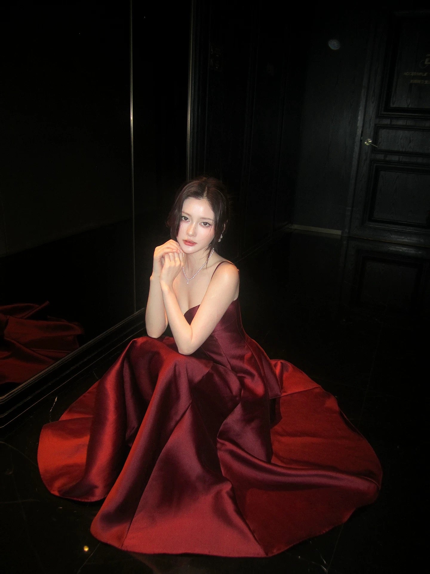 Elegant Women's A Line Maxi Dress Spaghetti Strap Burgundy Satin Sleeveless Date Night Outfits Outdoor Semi Formal Wedding Guest Dresses RB5066