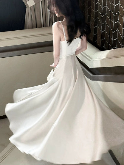Modest Women's A Line Spaghetti Strap Satin Maxi Dress Date Night Outfits Outdoor Semi Formal Wedding Guest Dresses RB5100