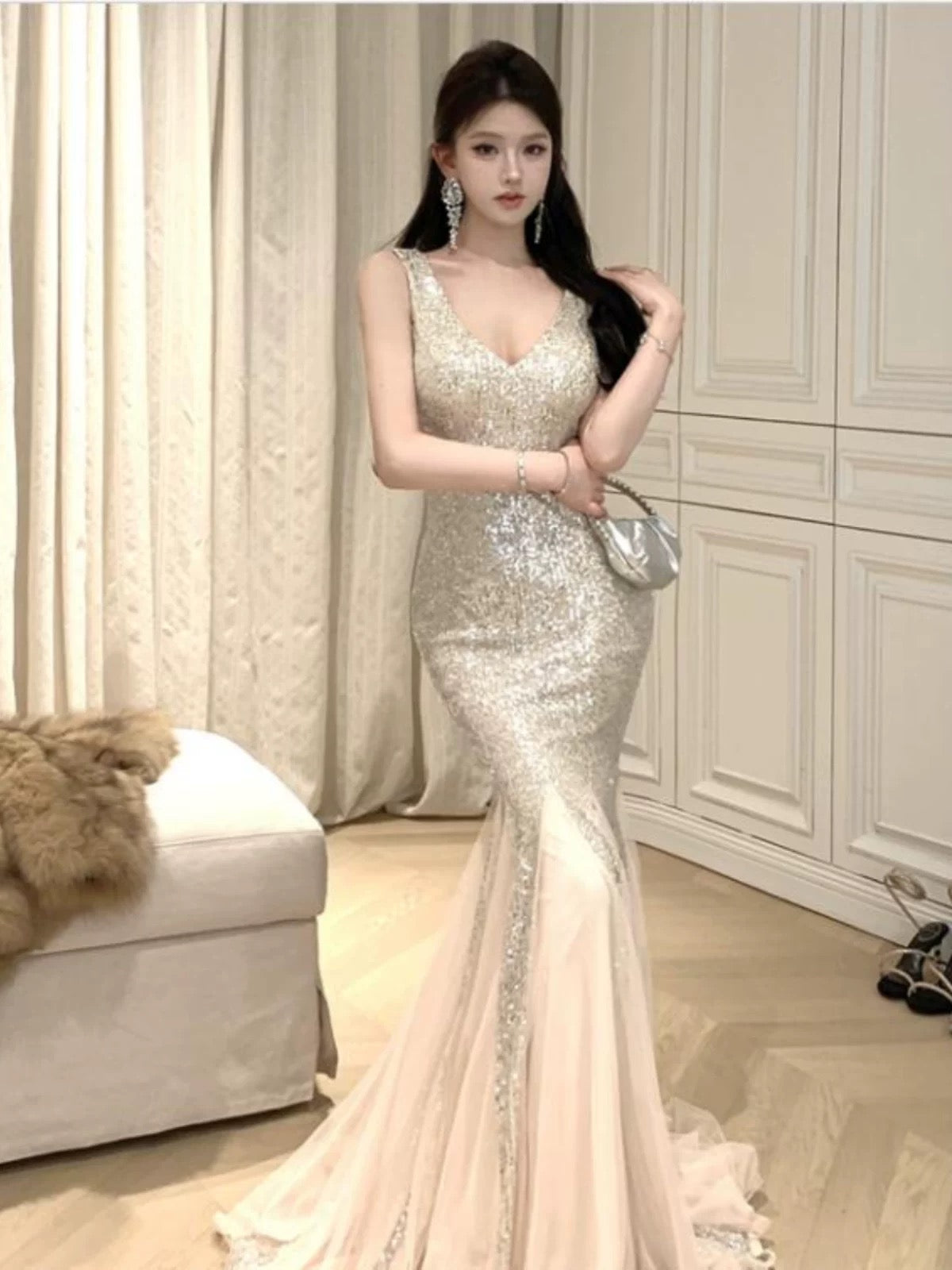 Sexy Mermaid V Neck Champagne Sequin Long Date Night 18th Birthday Outfits Formal Prom Dresses RB5700