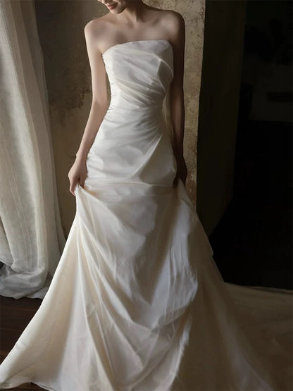 Charming Mermaid Strapless White With Ruffled Brides Gown Bridal Dress Long Wedding Dresses RB5713