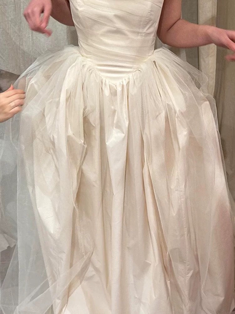 Timeless Ball Gown Strapless White Satin With Ruffled Floor Length Brides Gown Bridal Dress Wedding Dresses RB5561