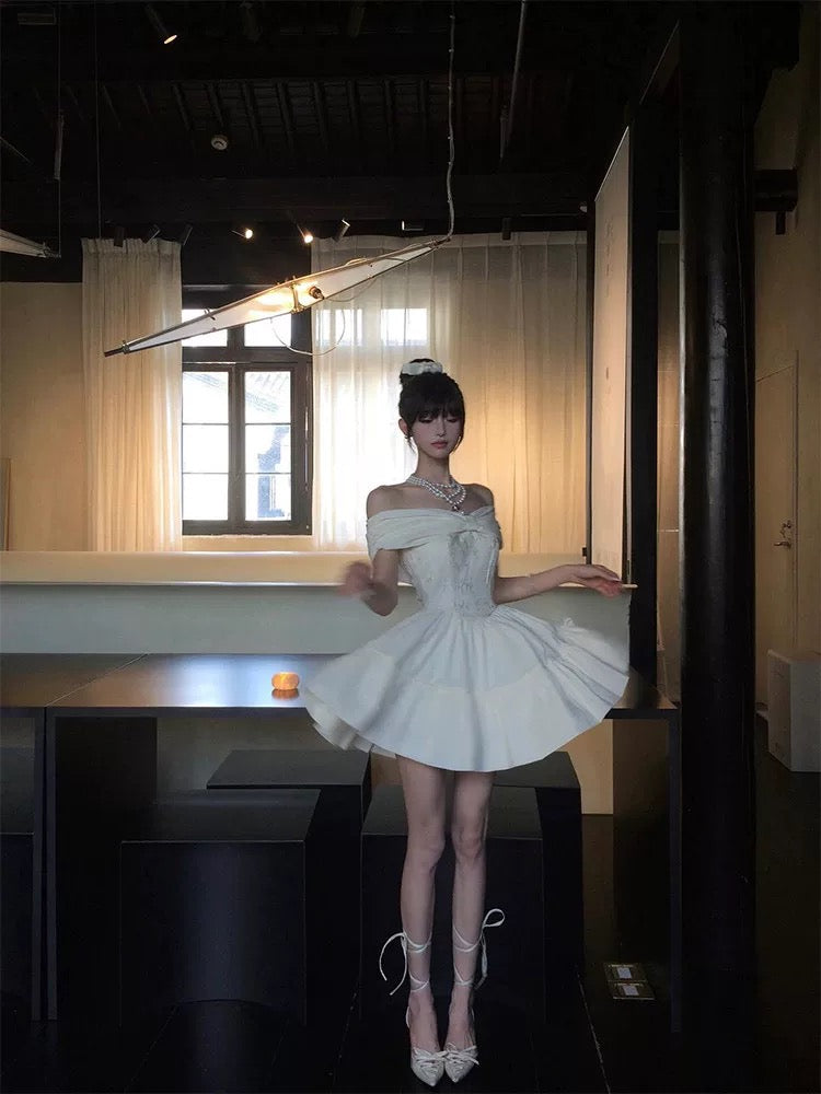 Modest A Line Off The Shoulder White Chiffon Ideas For Women Short Birthday Dresses Mini Homecoming Outfits N3170