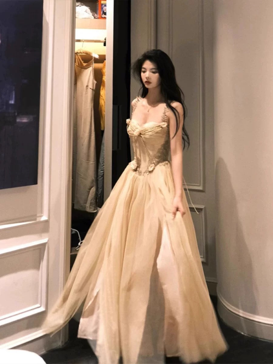 Modest A Line Spaghetti Strap Champagne Tulle Evening Spring Summer Beach Formal Wedding Guest Dresses N3495