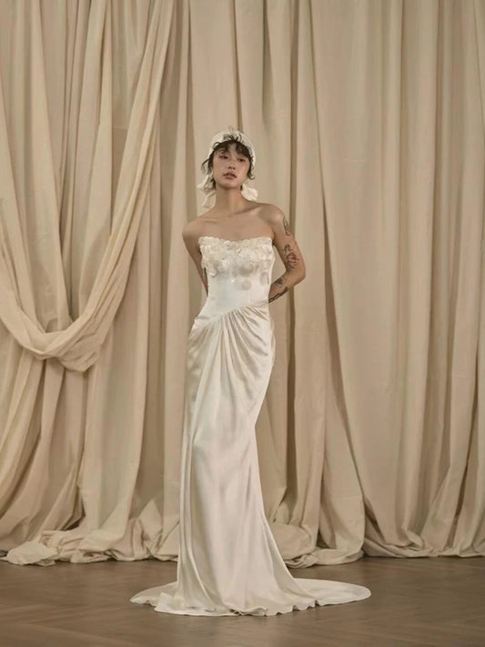 Romantic Wedding Dresses Mermaid Sweetheart White Satin French Style Summer Garden Wedding Gown N3935
