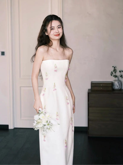 Romantic Wedding Dresses A Line Strapless White Satin French Style Summer Garden Wedding Gown N3937