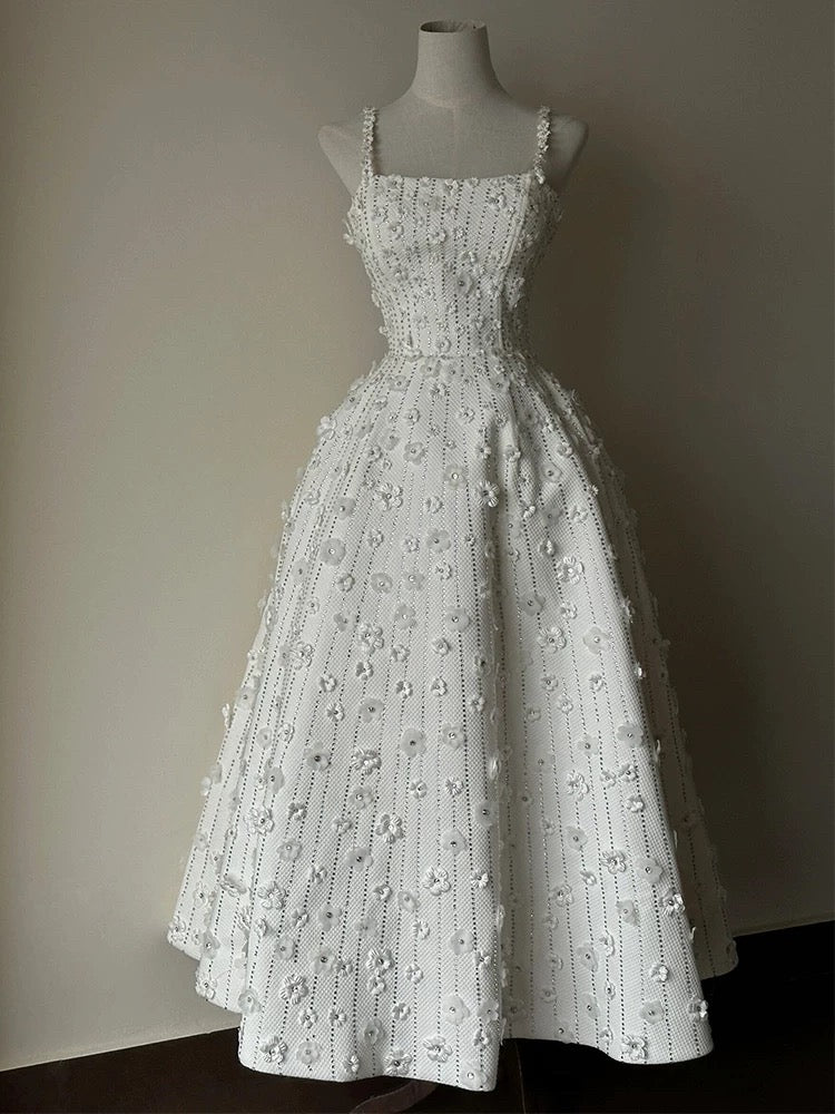 Simple Wedding Dresses Ball Gown Spaghetti Strap White With Flowers Summer Garden Wedding Reception Dress N3941