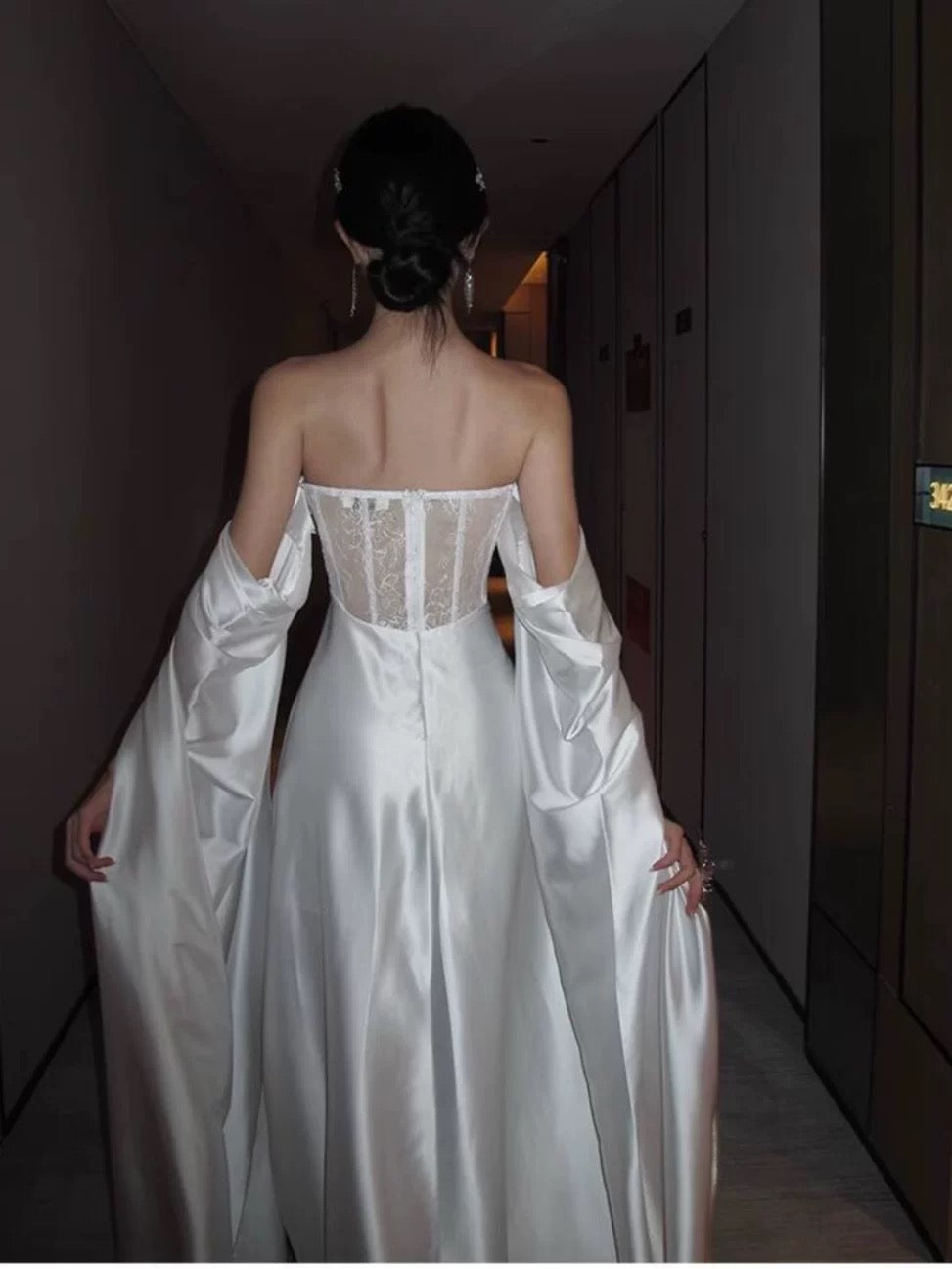 Simple Prom Dresses A Line Off The Shoulder Ivory Evening Gown Formal With Long Sleeves Formal Dress N4001