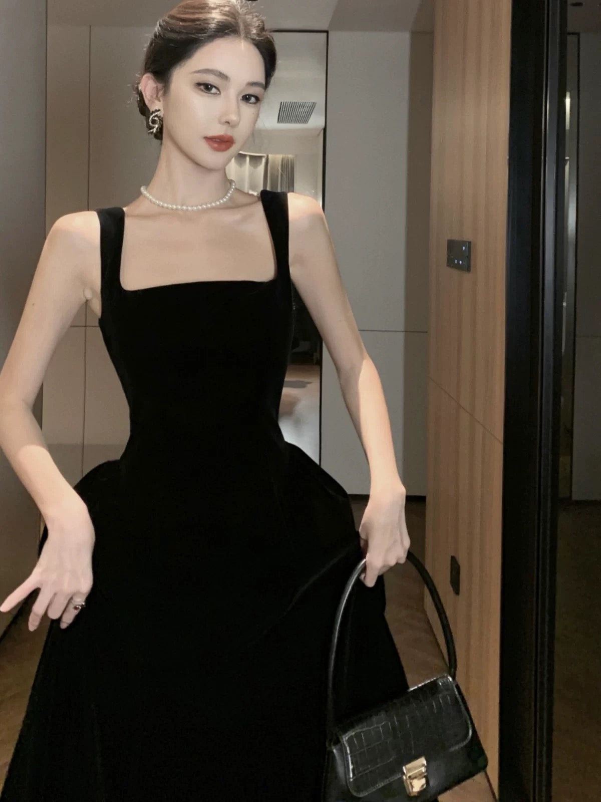 Modest A line Square Neck Black Velvet 21st Birthday Elegant Outfit Formal Wedding Guest Dresses N4010