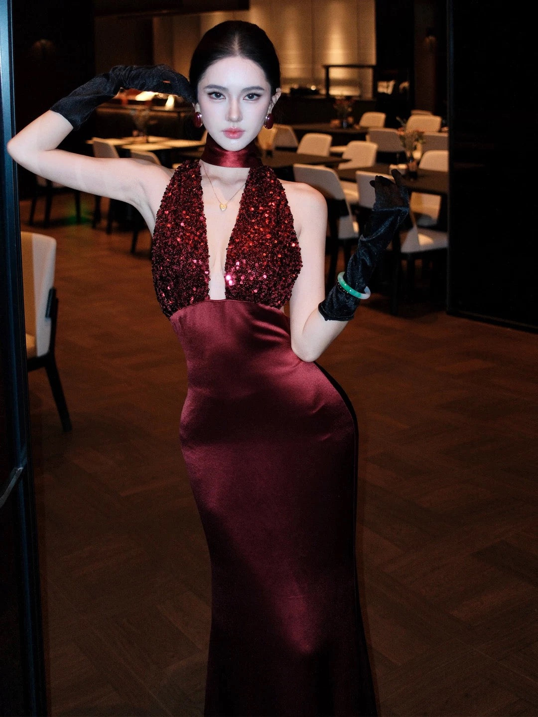 Glitter Prom Dresses Mermaid Halter Burgundy Deep V Neck Backless Evening Gown Formal Dress N4016