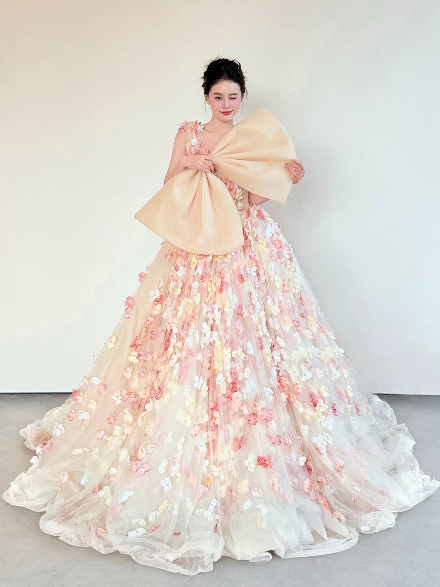 Sweet Prom Dress Ball Gown V Tulle Pink With Flowers Floor Length Quinceanera Dresses Party Formal Outfits RB5240