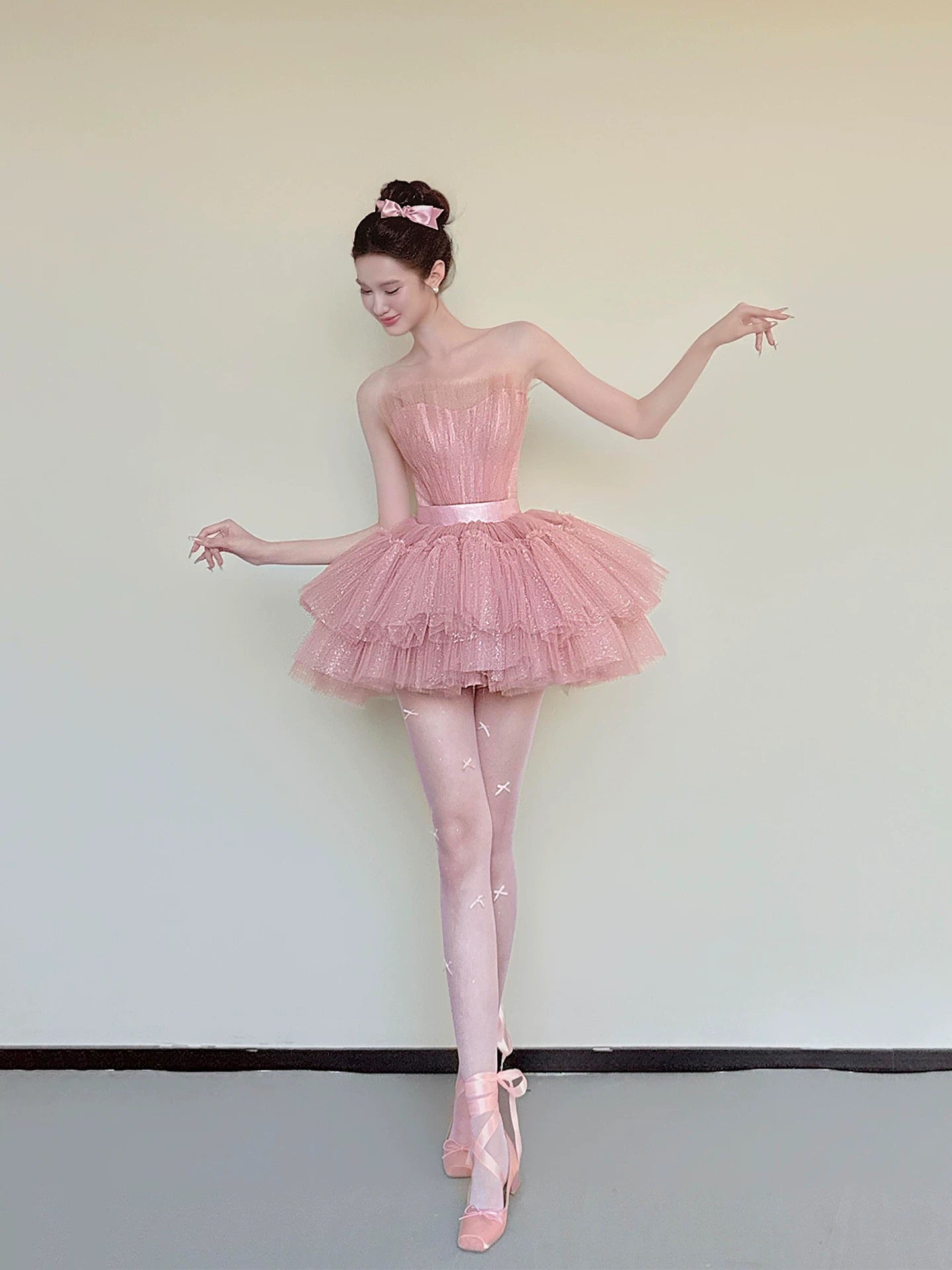 Pretty Ball Gown Strapless Pink Tulle Mini Short Cocktail Homecoming Dresses Ideas Hoco Outfits RB5258