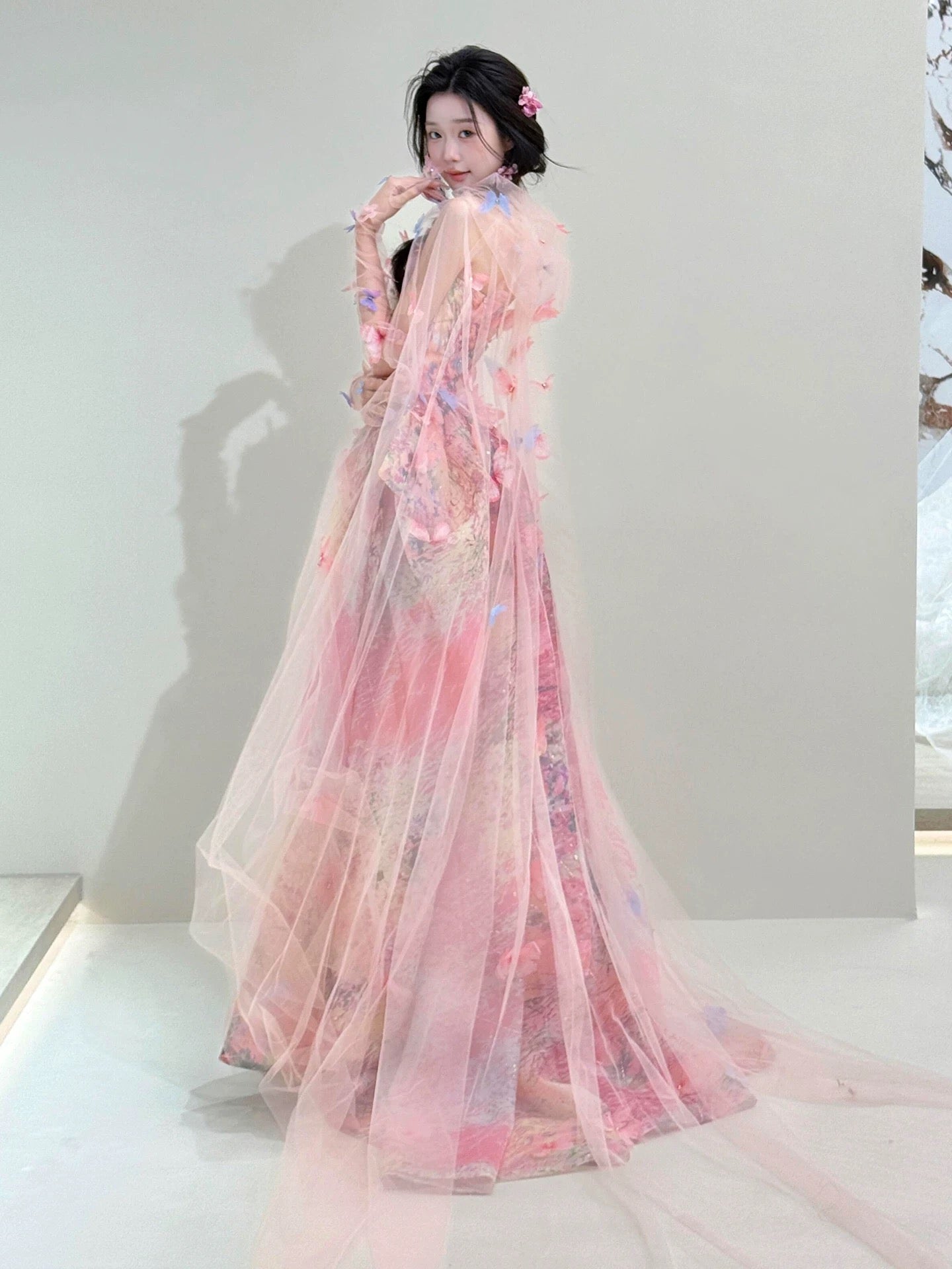 Cute Ball Gown Strapless Pink With Butterfly Date Night Outfits Semi Formal Prom Gown Evening Dresses RB5569