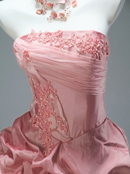 Pretty Ball Gown Strapless Pink Satin Sleeveless With Flowers Ruffled Long 15 Quinceanera Dresses Photo Ideas Formal Outfit RB5582