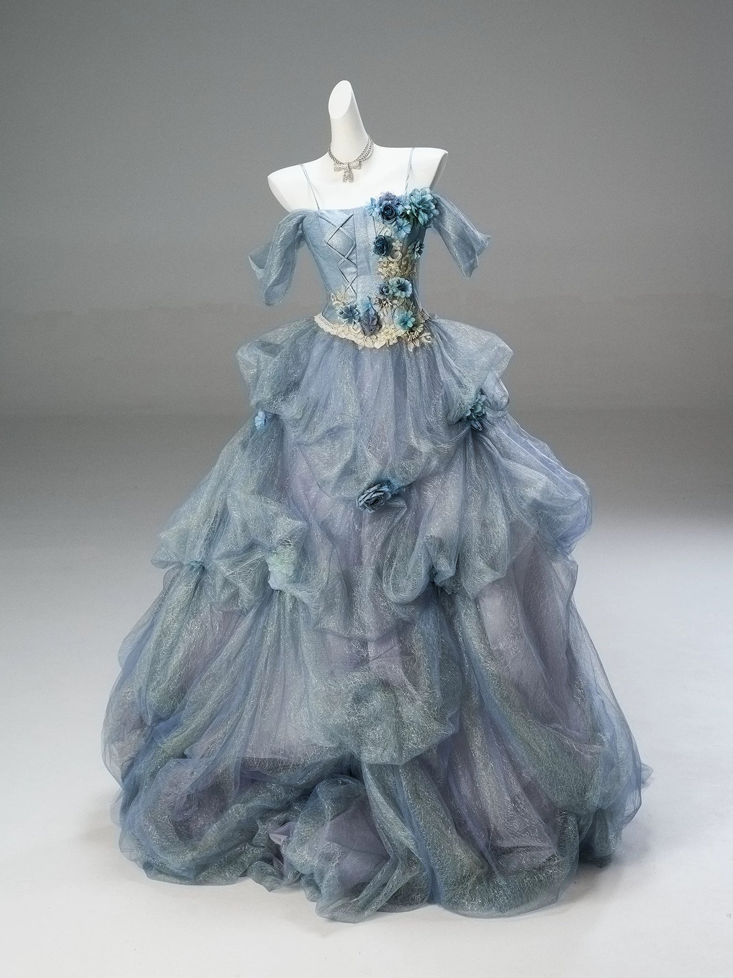 Pretty Ball Gown Off The Shoulder Dusty Blue Organza With Flowers Ruffled Long 15 Quinceanera Dresses Photo Ideas Formal Outfit RB5588