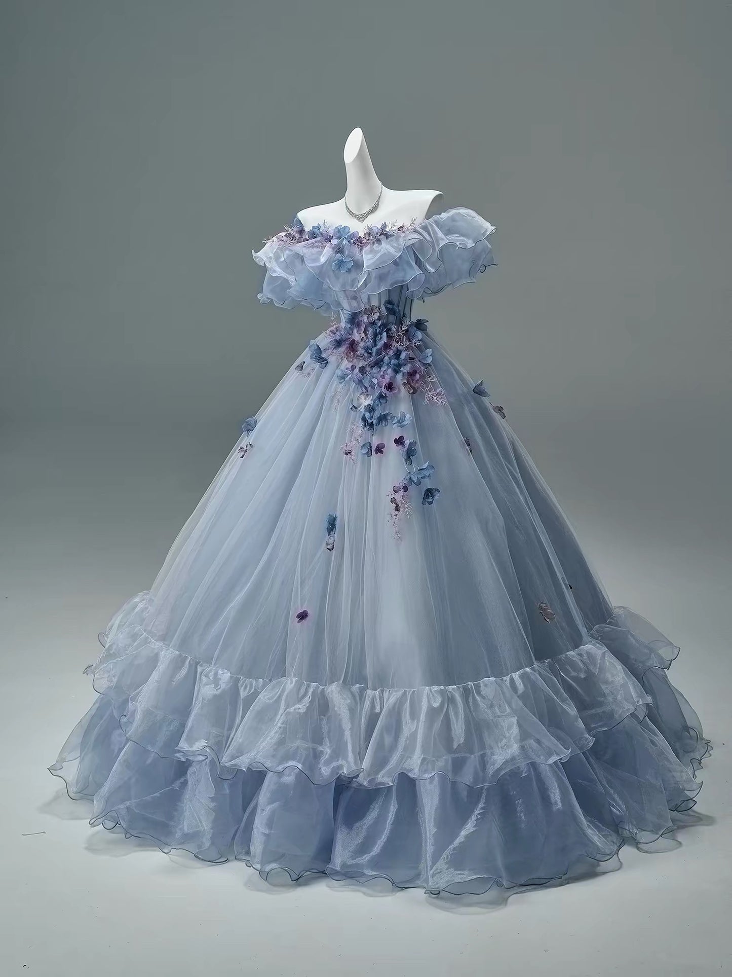 Pretty Ball Gown Off The Shoulder Lilac With Flowers Long 15 Quinceanera Dresses Photo Ideas Formal Outfit RB5527