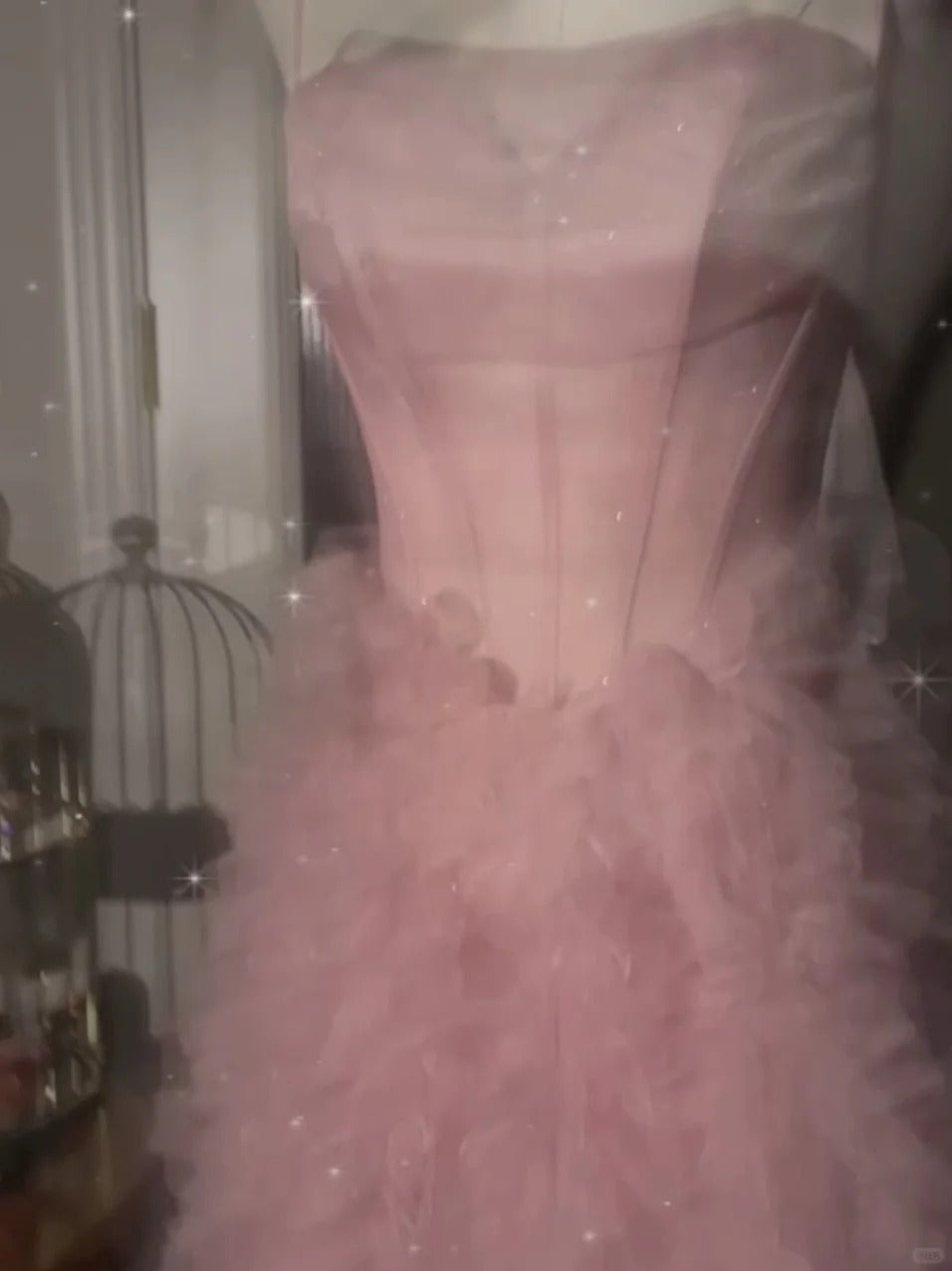 Romantic Ball Gown Spaghetti Straps Pink Tulle With Ruffled High School Dances Prom Dresses 8th Grade Formal Outfits Evening Gown RB8424