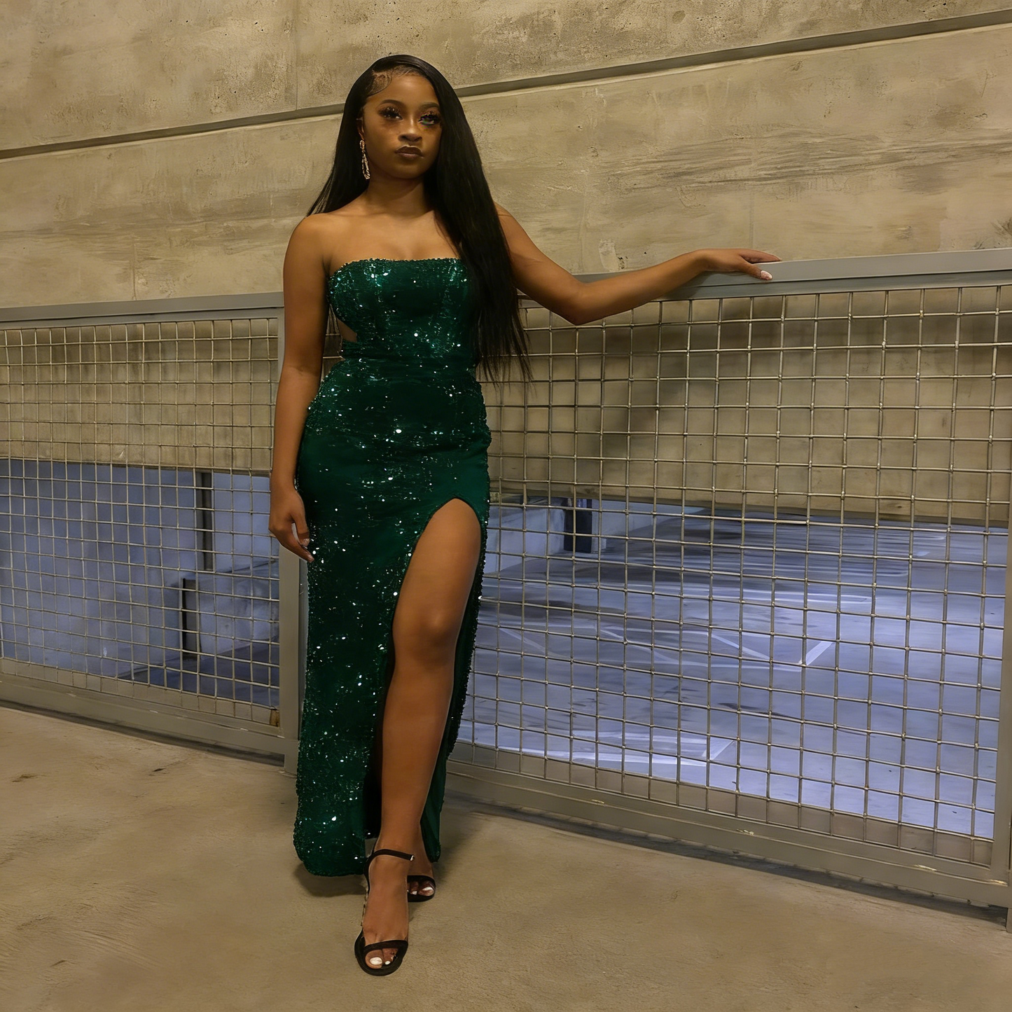 Modest Sheath Strapless Split Black Sequin Prom Evening Dresses High School For Black Girls Senior Night Dance Party Outfits N012