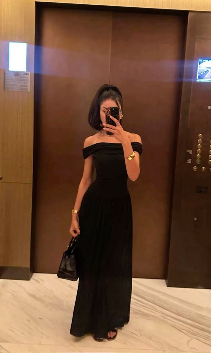 Modest A line Off The Shoulder Burgundy With Sleeves Evening Dresses High School Teens Senior Night Dance Party Outfits N013