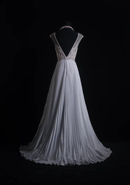 Vintage Prom Dresses Aesthetic A line Scoop Neck Silver Gray Pleated With Beaded Bodice Inspo Formal Party Gown N167