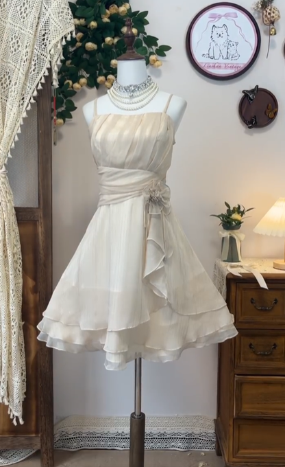 Pretty A Line Spaghetti Strap Champagne Chiffon Mini Senior Short Graduation High School Homecoming Dresses N4574