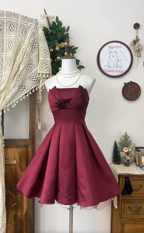 Cute Ball Gown Strapless Burgundy Satin Dance Senior Short Formal Graduation Inspo Homecoming Dresses N4585