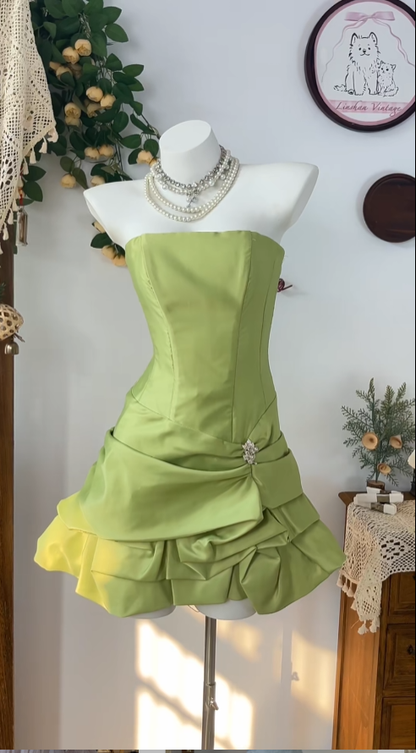 Cute Sheath Strapless Sage Green Satin Senior Formal Graduation Inspo Homecoming Dresses N4610
