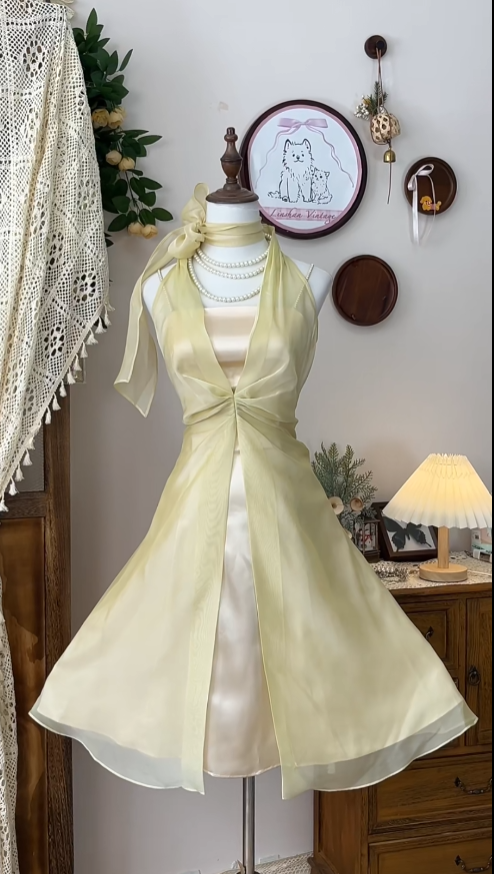 Pretty Ball Gown Halter Yellow Chiffon Mini Senior Short Graduation High School Homecoming Dresses N4618