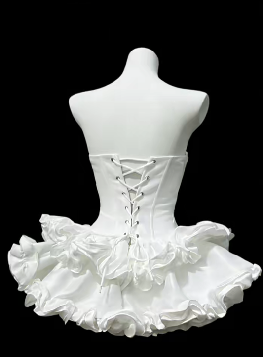 Gorgeous Ball Gowns Sweetheart White Satin Mini Senior Short Hoco Gown High School Homecoming Dresses N4637