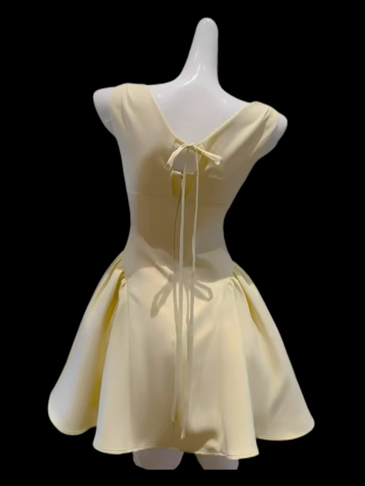Gorgeous A line Cowl Neck Yellow Satin Mini Senior Short Hoco Gown High School Homecoming Dresses N4649
